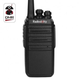 UHF 400-470MHz VOX Long Range Two Way Radio with USB Charger