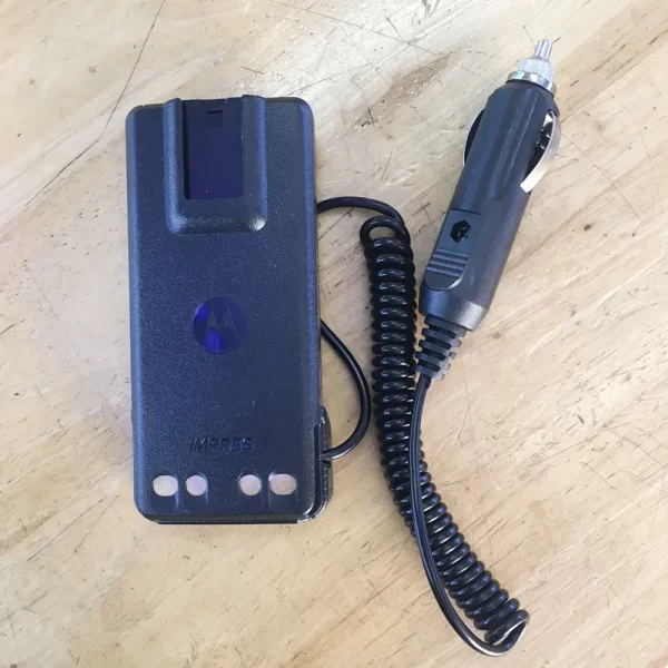 Motorola dp2400 dp2600 xir p6600 p6620 walkie talkie car charger eliminator - Image 2