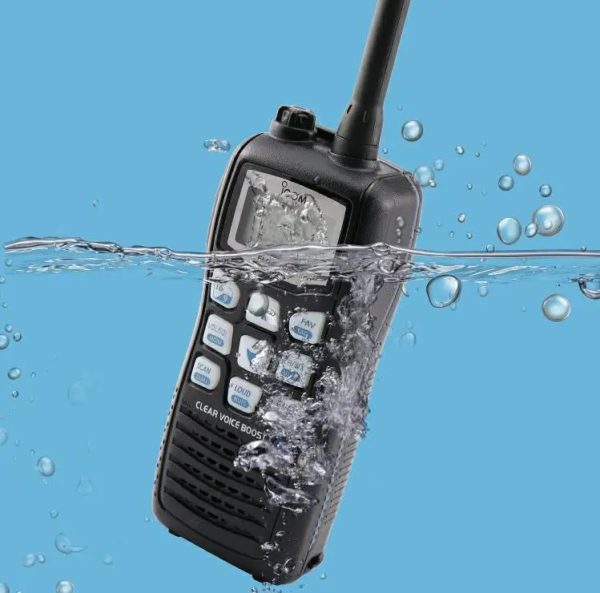 ICOM IC-M36 6W 10KM IPX7 Floating Waterproof VHF Marine Two way Radio - Image 2