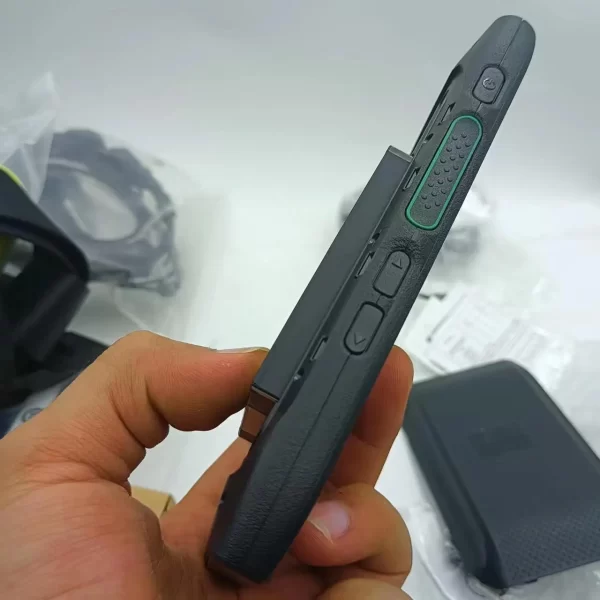Motorola LEX C10 4G ZELLO RADIO  - Image 3