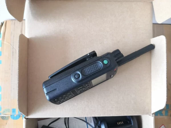 Motorola ht mtp3100 MTP3150 TETRA Two ways Radio - Image 5