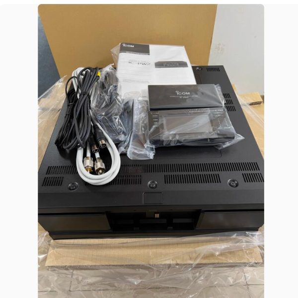 ICOM IC-PW2 HF/50 MHz ALL Band 1 kW Linear Amplifier - Image 3